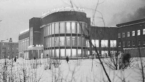 Ресторан "Горный хрусталь" (г. Пермь)  и его посетители лихих 90 х